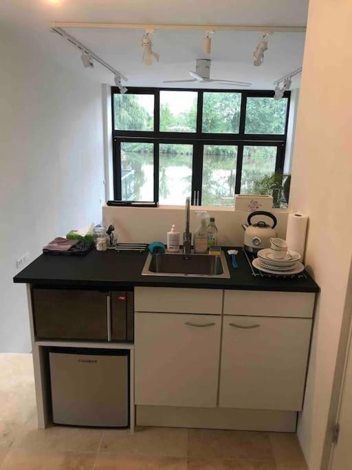 Prachtig Guesthouse Aan Het Water Almere Ngoại thất bức ảnh